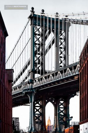 Vue sous le pont de Manhattan