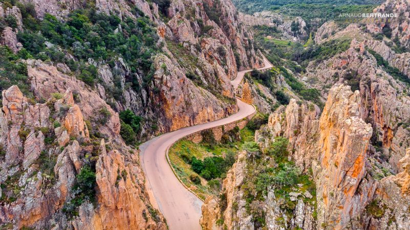 Route-des-Calanches-de-Piana