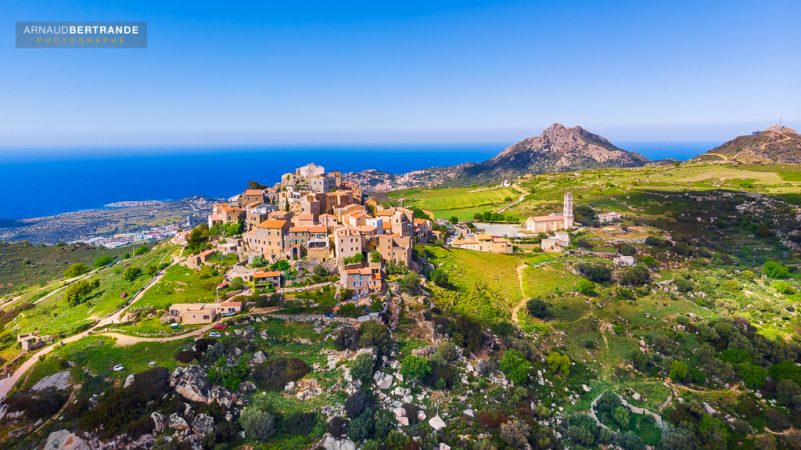 Vue-aerienne-du-Village-SantAntonino