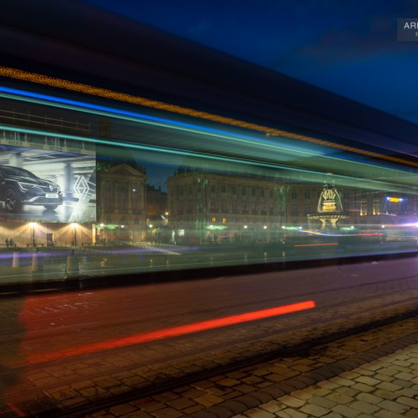 Publicite-Renault-Arkana-Bordeaux